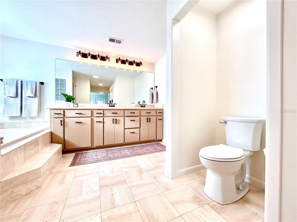 待售: $3,900,000 (4 贝兹, 3 浴室, 4255 平方英尺)