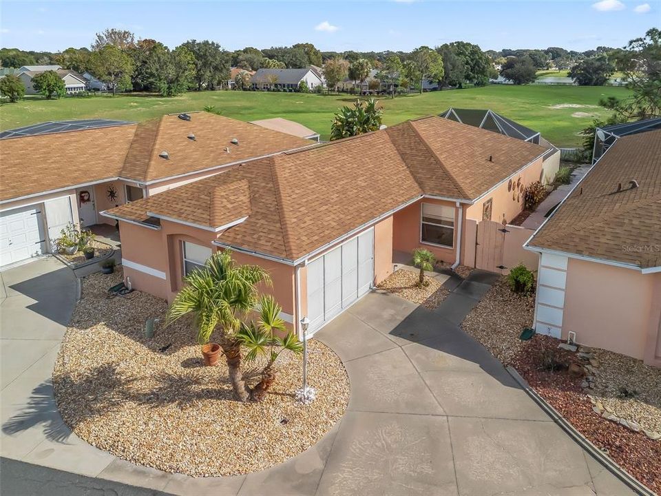 Active With Contract: $324,000 (2 beds, 2 baths, 1116 Square Feet)