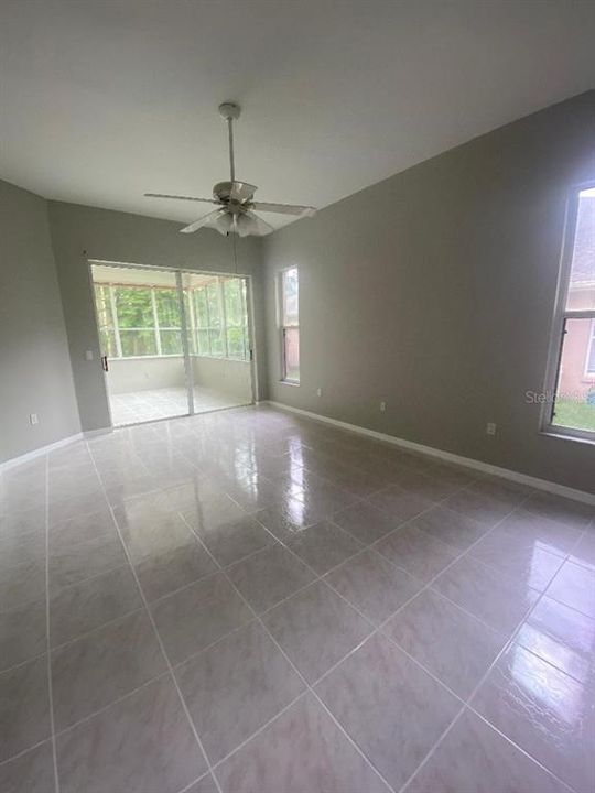 待售: $540,000 (4 贝兹, 3 浴室, 3042 平方英尺)