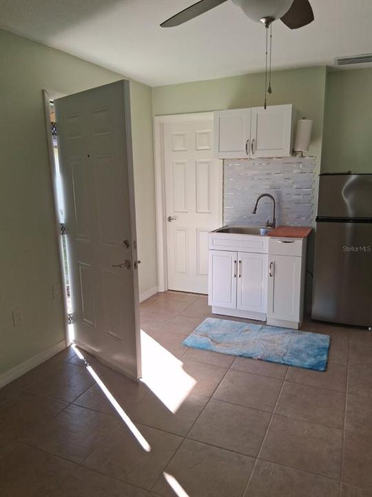 For Sale: $323,000 (3 beds, 2 baths, 1743 Square Feet)