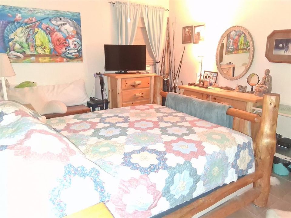 For Sale: $323,000 (3 beds, 2 baths, 1743 Square Feet)