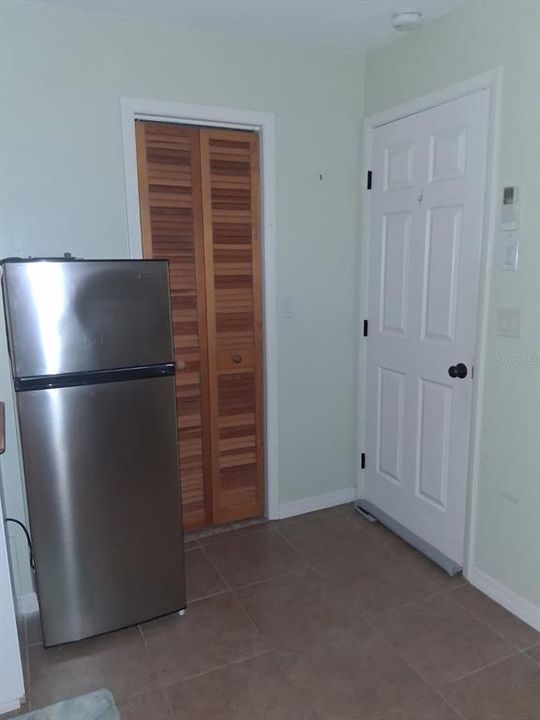 For Sale: $323,000 (3 beds, 2 baths, 1743 Square Feet)