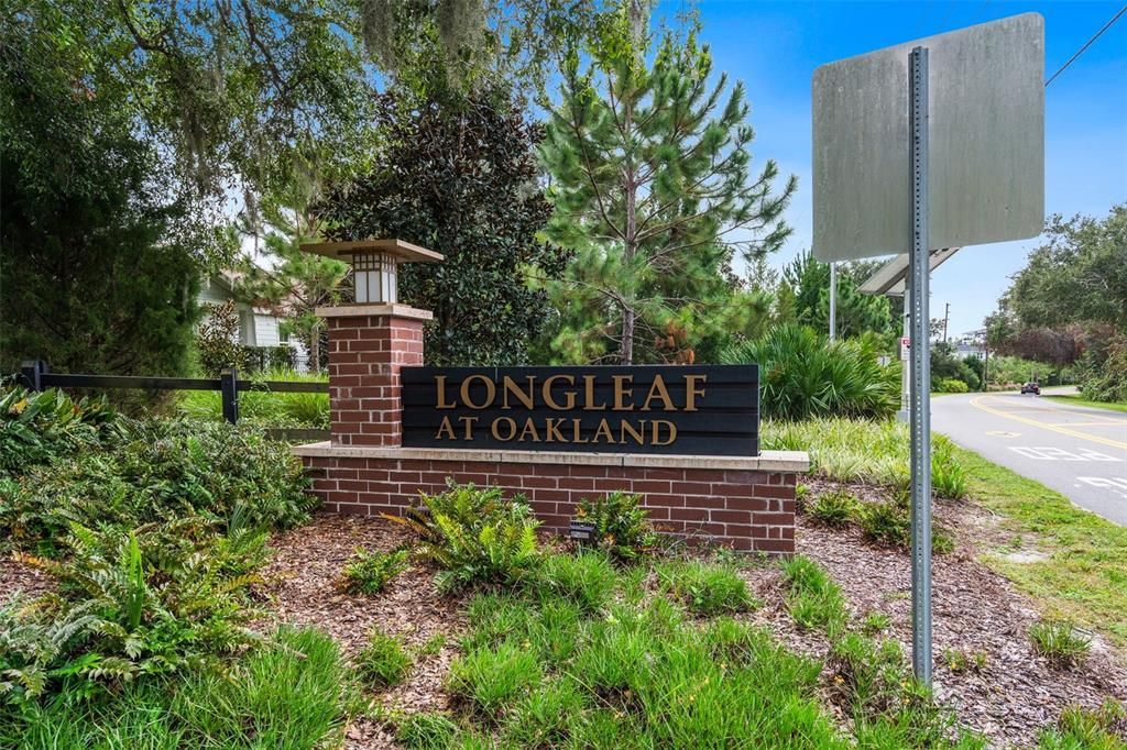 Под контрактом: $389,000 (2 спален, 2 ванн, 1472 Квадратных фут)