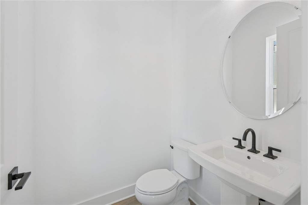 En Venta: $615,000 (3 camas, 3 baños, 1815 Pies cuadrados)