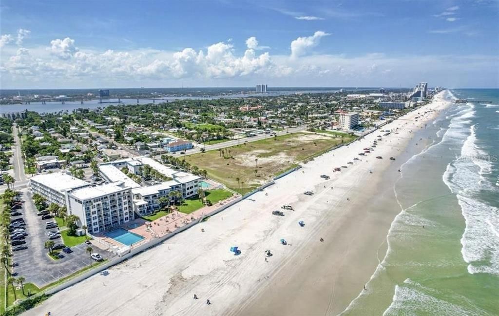 For Rent: $1,450 (1 beds, 1 baths, 368 Square Feet)