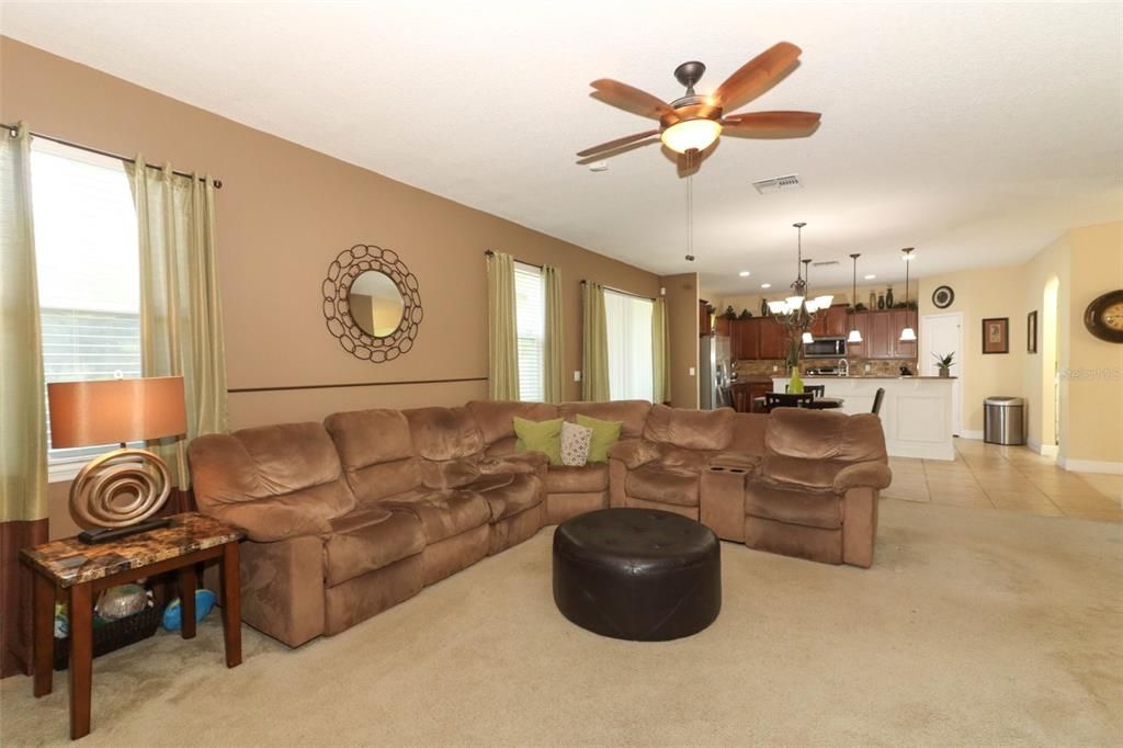 For Sale: $600,000 (5 beds, 4 baths, 3839 Square Feet)