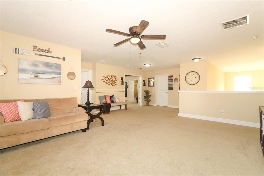 For Sale: $600,000 (5 beds, 4 baths, 3839 Square Feet)