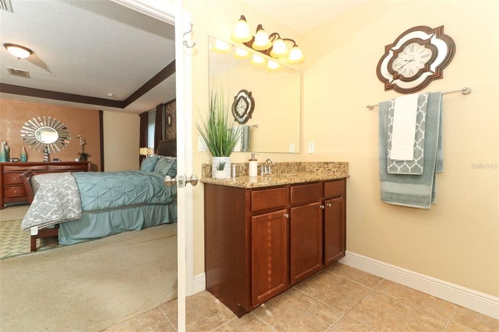 For Sale: $600,000 (5 beds, 4 baths, 3839 Square Feet)