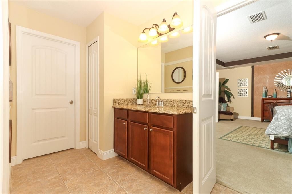 For Sale: $600,000 (5 beds, 4 baths, 3839 Square Feet)