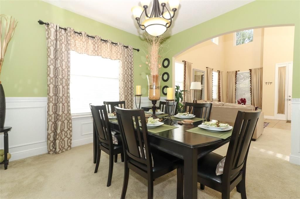 For Sale: $600,000 (5 beds, 4 baths, 3839 Square Feet)