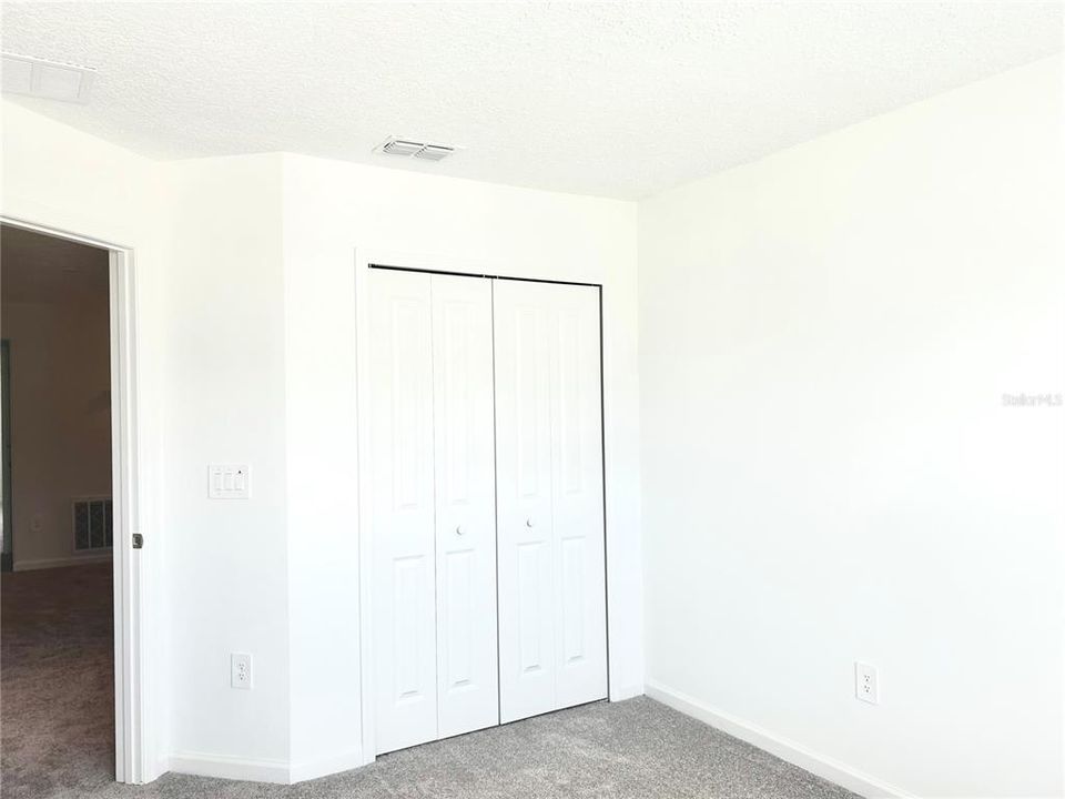 For Rent: $1,750 (3 beds, 2 baths, 1708 Square Feet)