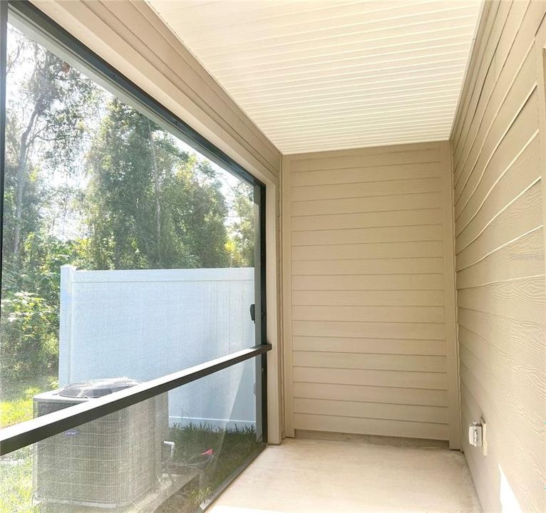 For Rent: $1,750 (3 beds, 2 baths, 1708 Square Feet)