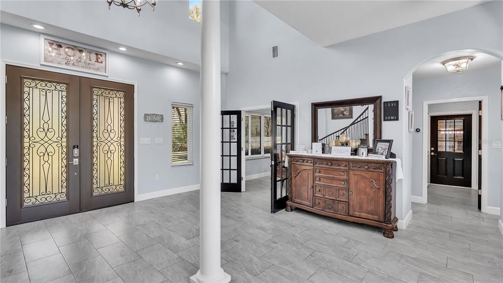 En Venta: $1,019,999 (6 camas, 3 baños, 4227 Pies cuadrados)