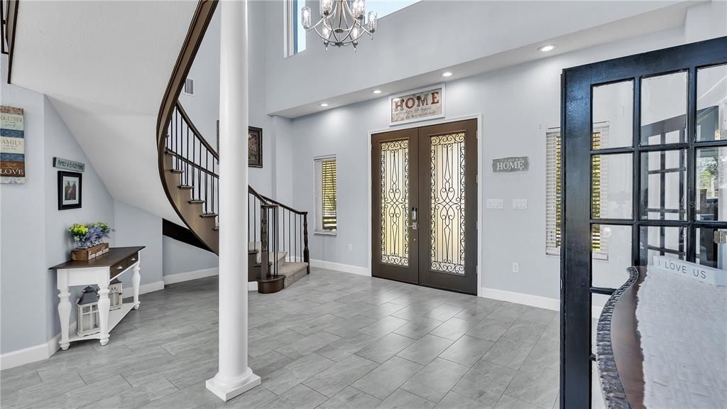 En Venta: $1,019,999 (6 camas, 3 baños, 4227 Pies cuadrados)