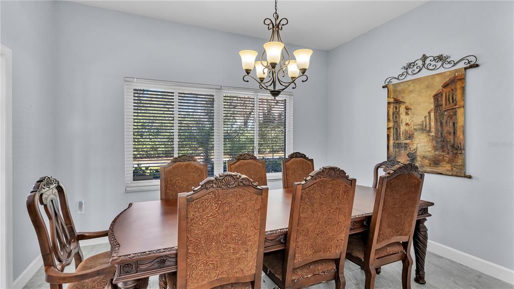 En Venta: $1,019,999 (6 camas, 3 baños, 4227 Pies cuadrados)