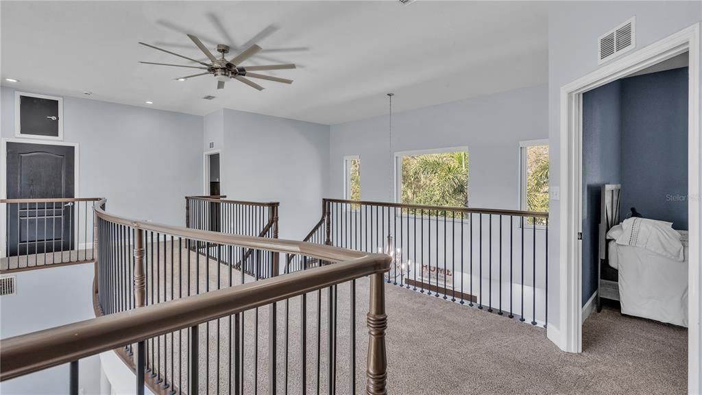 En Venta: $1,019,999 (6 camas, 3 baños, 4227 Pies cuadrados)