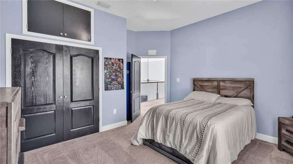 En Venta: $1,019,999 (6 camas, 3 baños, 4227 Pies cuadrados)