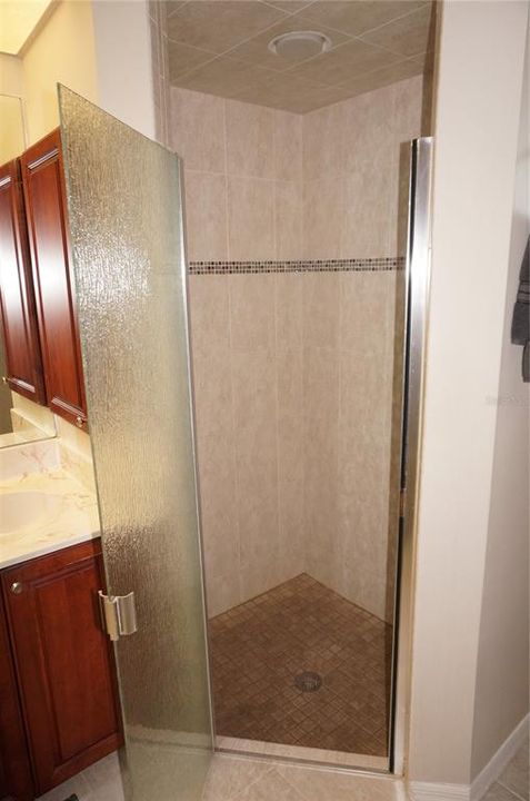 For Sale: $315,000 (3 beds, 2 baths, 2089 Square Feet)