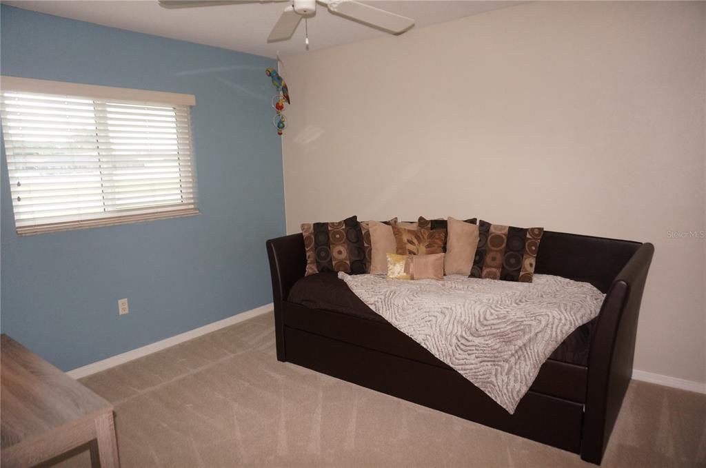 For Sale: $315,000 (3 beds, 2 baths, 2089 Square Feet)