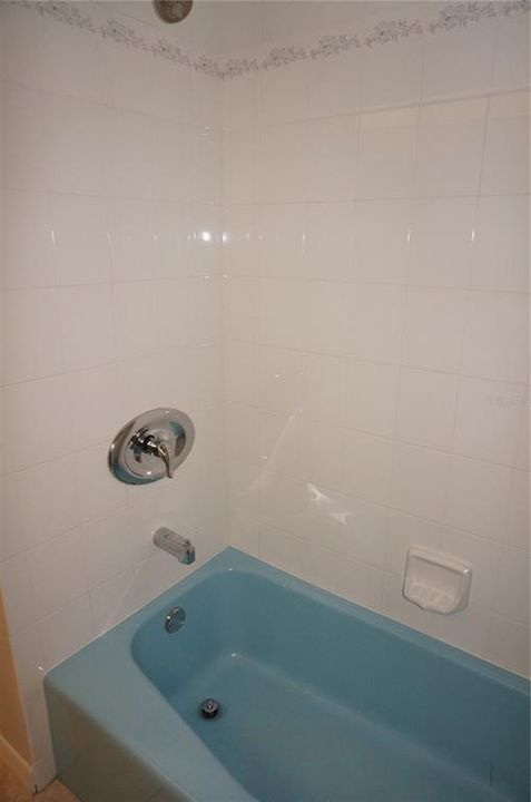 For Sale: $315,000 (3 beds, 2 baths, 2089 Square Feet)