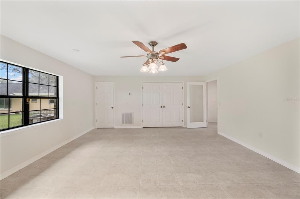 待售: $433,000 (3 贝兹, 2 浴室, 2480 平方英尺)