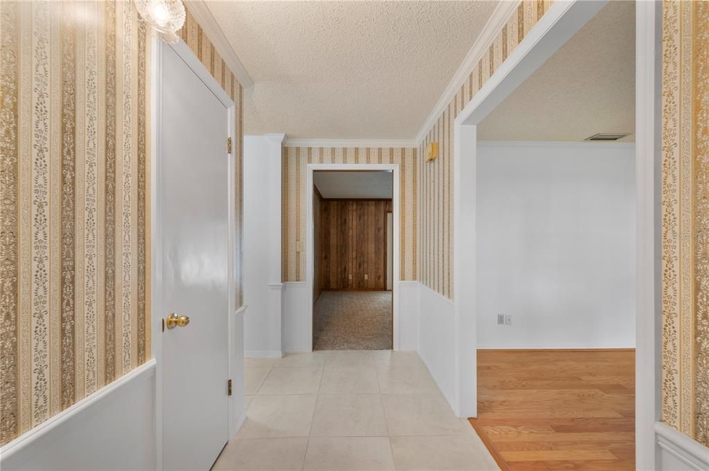 待售: $433,000 (3 贝兹, 2 浴室, 2480 平方英尺)