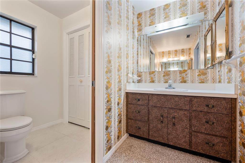 待售: $433,000 (3 贝兹, 2 浴室, 2480 平方英尺)