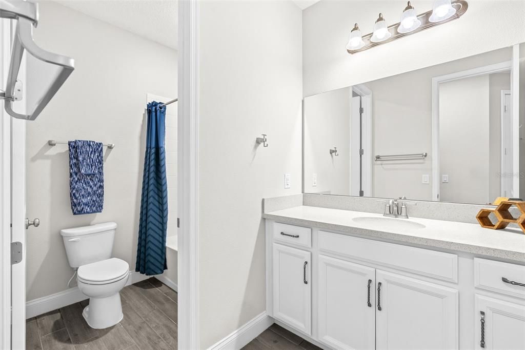 En Venta: $995,000 (4 camas, 3 baños, 2896 Pies cuadrados)