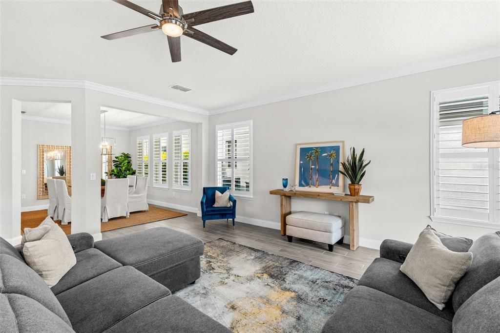 En Venta: $995,000 (4 camas, 3 baños, 2896 Pies cuadrados)