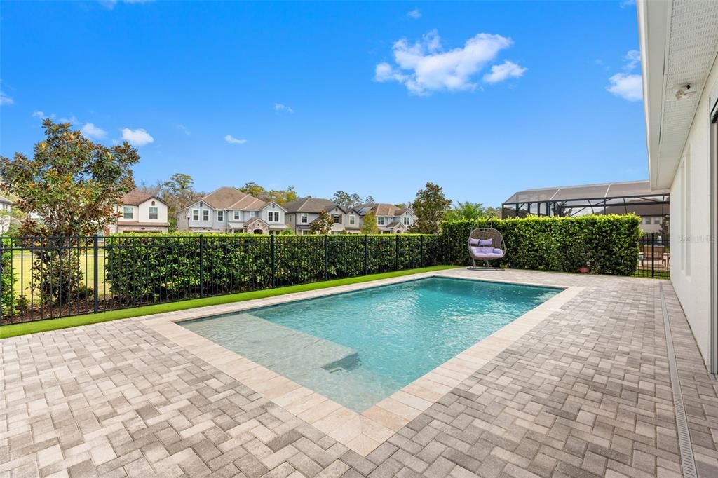 En Venta: $995,000 (4 camas, 3 baños, 2896 Pies cuadrados)