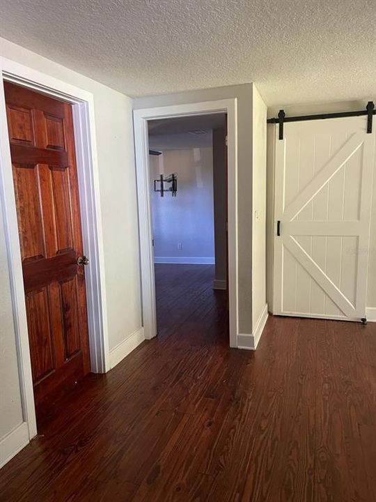 Active With Contract: $475,000 (3 beds, 2 baths, 1314 Square Feet)