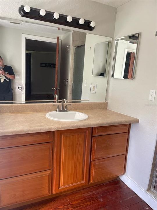 Active With Contract: $475,000 (3 beds, 2 baths, 1314 Square Feet)