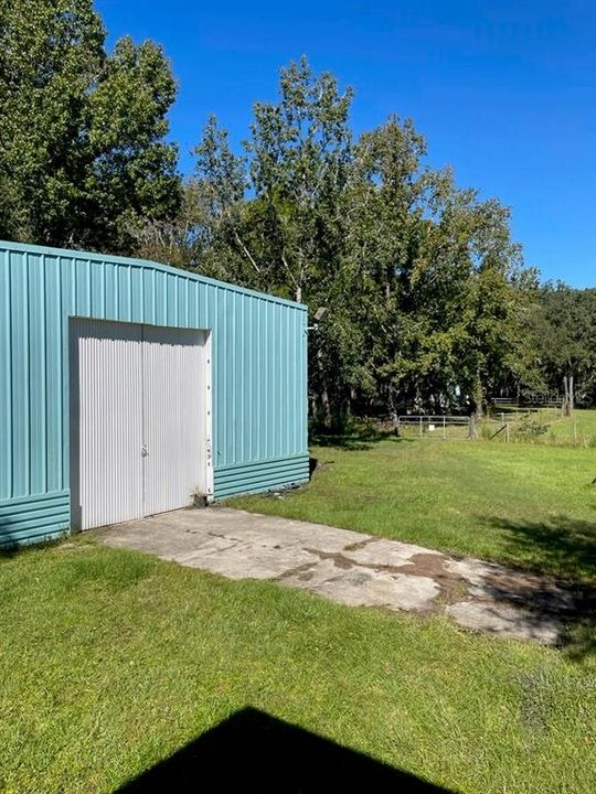 Active With Contract: $475,000 (3 beds, 2 baths, 1314 Square Feet)