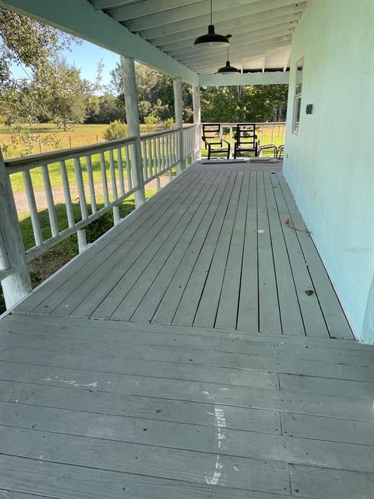 Active With Contract: $475,000 (3 beds, 2 baths, 1314 Square Feet)