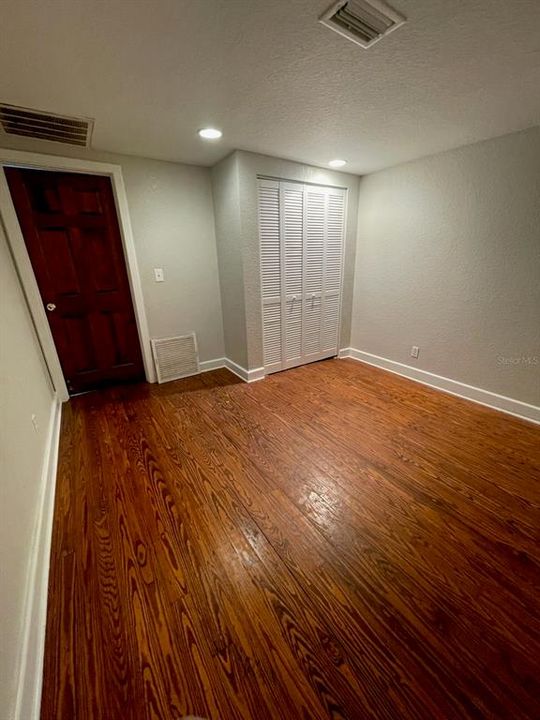 Active With Contract: $475,000 (3 beds, 2 baths, 1314 Square Feet)