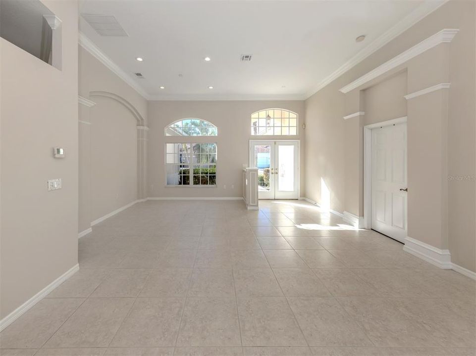 For Sale: $525,000 (3 beds, 2 baths, 2080 Square Feet)