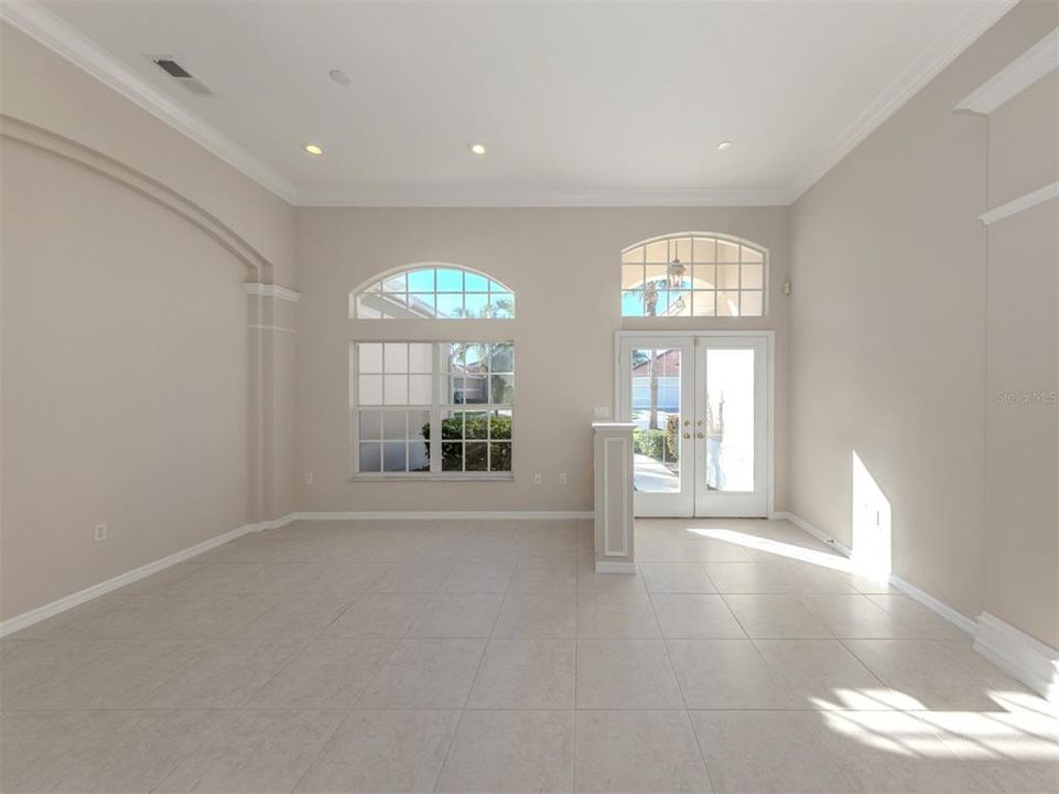 For Sale: $525,000 (3 beds, 2 baths, 2080 Square Feet)