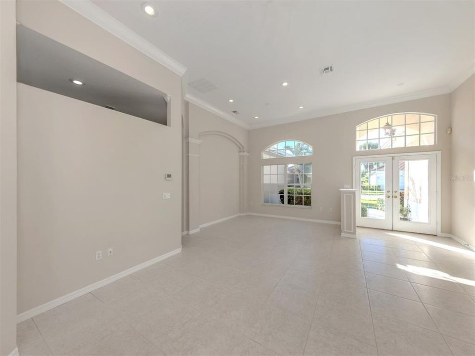 For Sale: $525,000 (3 beds, 2 baths, 2080 Square Feet)