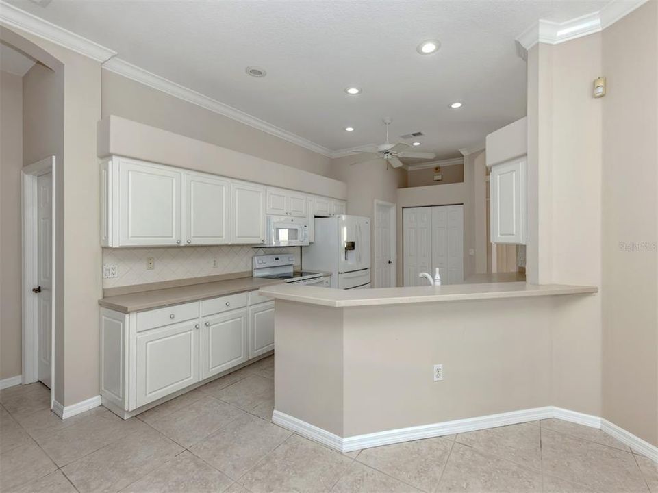 For Sale: $525,000 (3 beds, 2 baths, 2080 Square Feet)