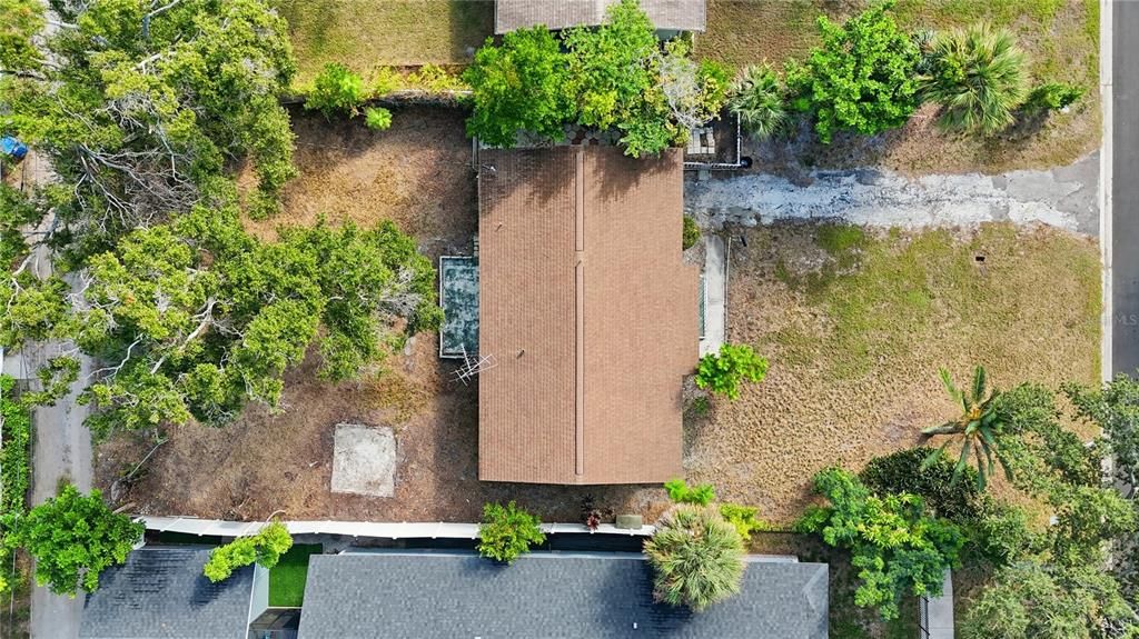 Под контрактом: $244,900 (2 спален, 1 ванн, 987.5 Квадратных фут)