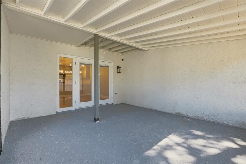 For Rent: $2,400 (3 beds, 2 baths, 1300 Square Feet)