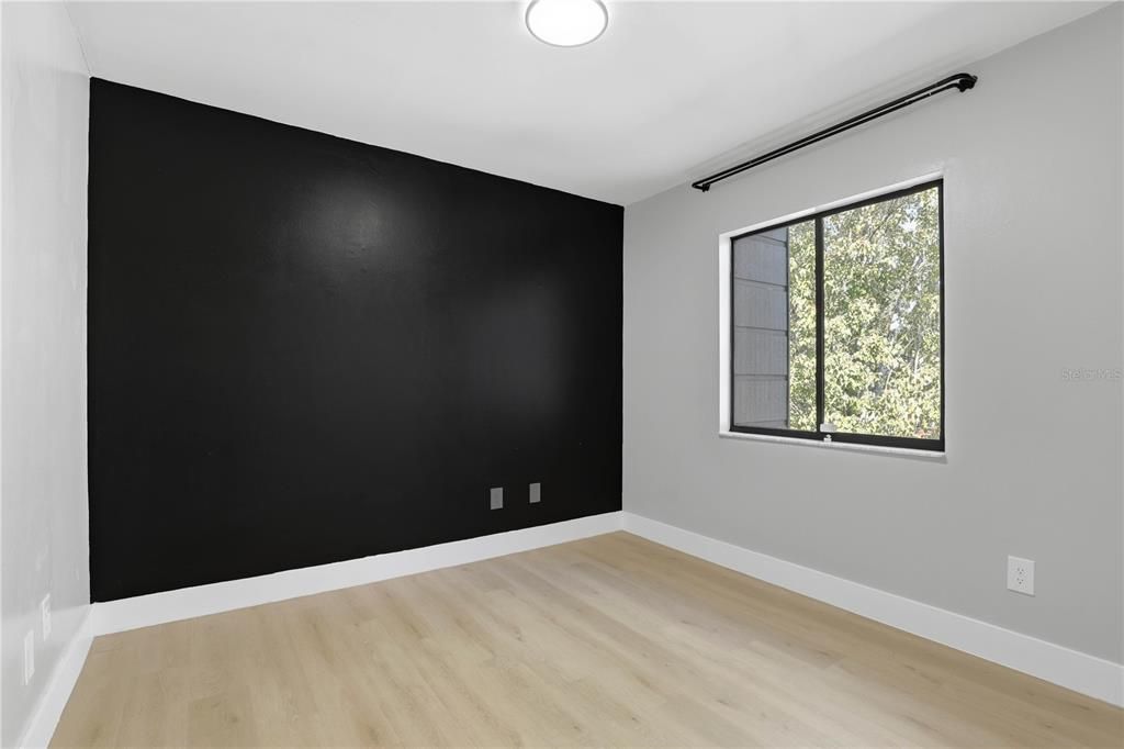 For Rent: $2,400 (3 beds, 2 baths, 1300 Square Feet)