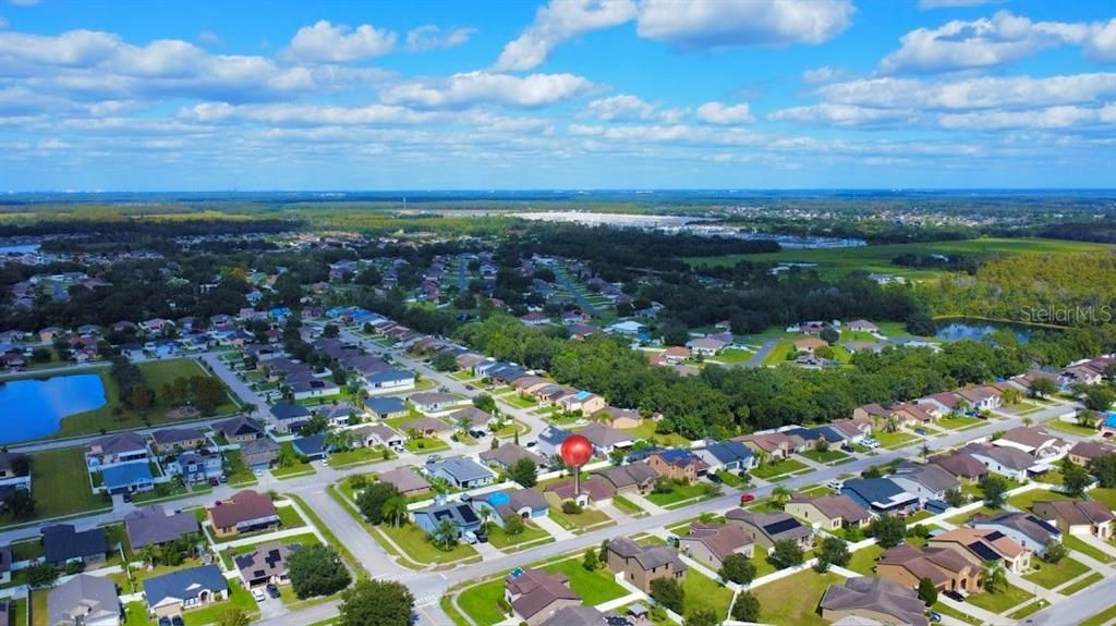 En Venta: $329,900 (3 camas, 2 baños, 1555 Pies cuadrados)