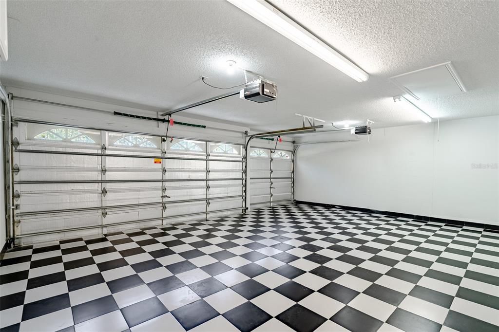 Под контрактом: $515,000 (3 спален, 2 ванн, 1698 Квадратных фут)