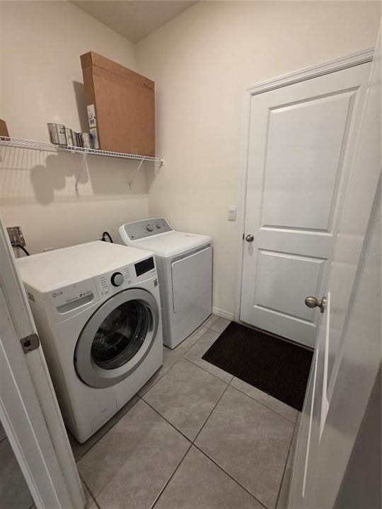 出租: $2,600 (4 贝兹, 3 浴室, 2344 平方英尺)