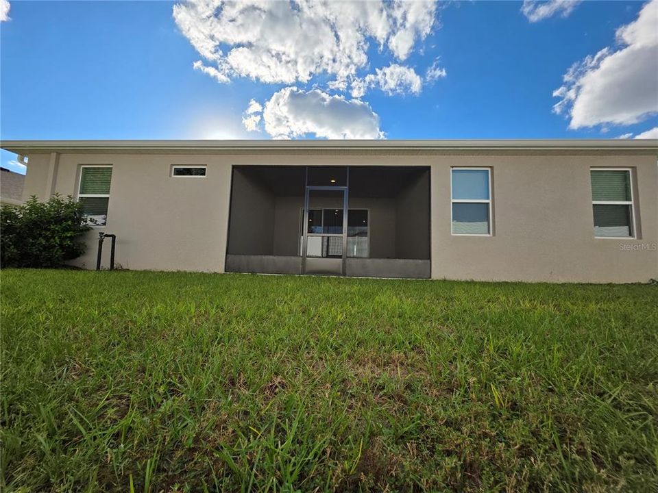 出租: $2,600 (4 贝兹, 3 浴室, 2344 平方英尺)