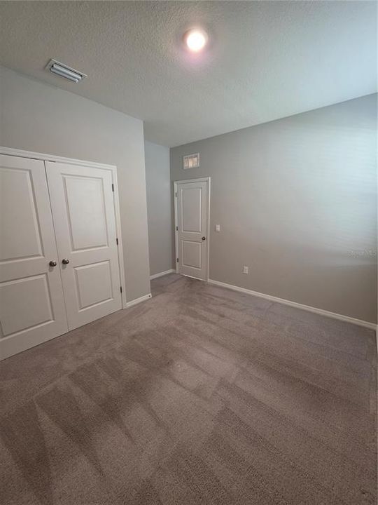 出租: $2,600 (4 贝兹, 3 浴室, 2344 平方英尺)