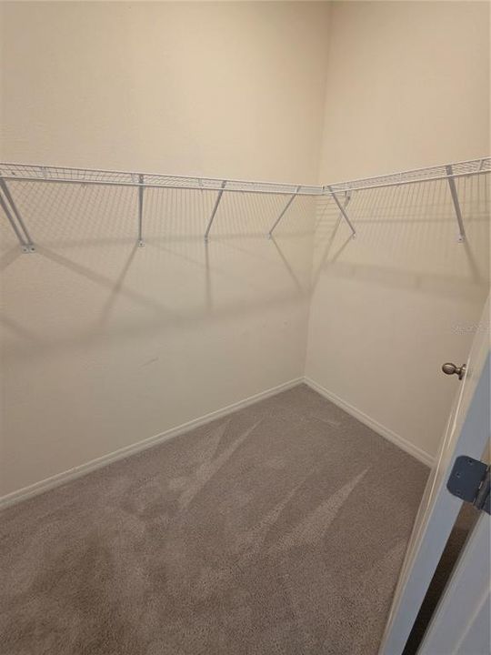 出租: $2,600 (4 贝兹, 3 浴室, 2344 平方英尺)