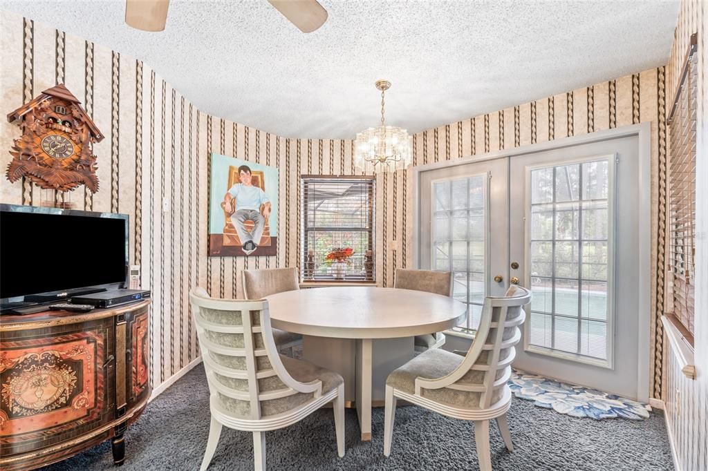 For Sale: $425,000 (3 beds, 2 baths, 1959 Square Feet)