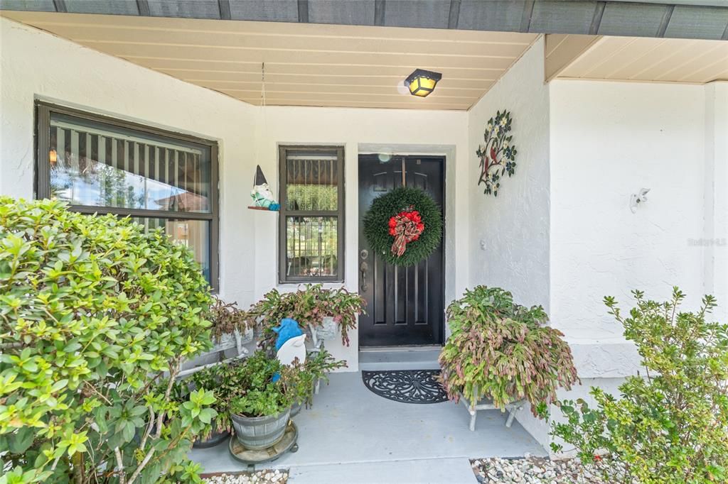 For Sale: $425,000 (3 beds, 2 baths, 1959 Square Feet)